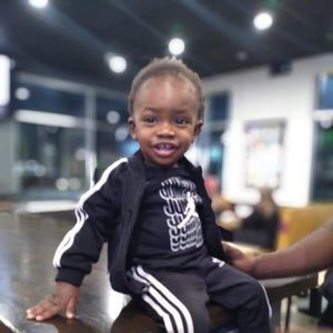 Meet your Posher, Rayne